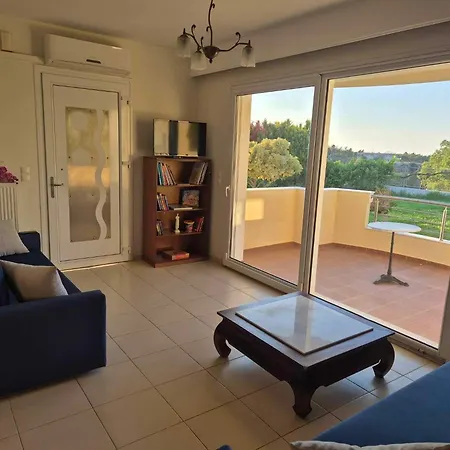 Sef2 With Garden And Outdoor Bbq - Special Late Season Deal *