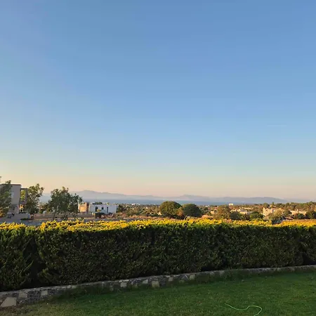 Sef2 With Garden And Outdoor Bbq - Special Late Season Deal