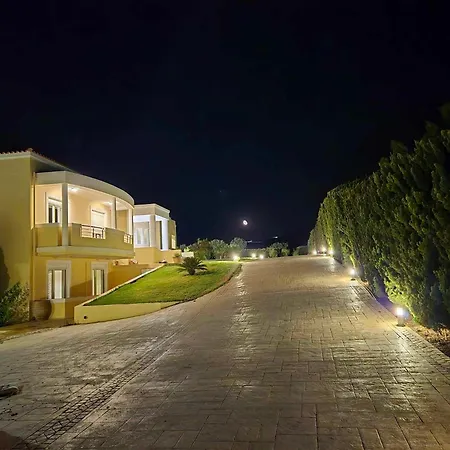 Sef2 With Garden And Outdoor Bbq - Special Late Season Deal * Kosz