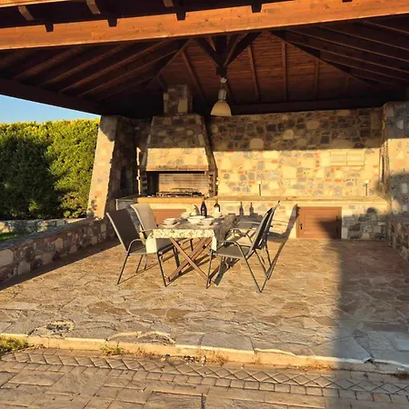 Sef2 With Garden And Outdoor Bbq - Special Late Season Deal